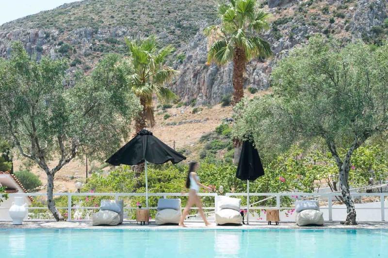 Akra Morea Hotel & Residences Monemvasia Extérieur photo