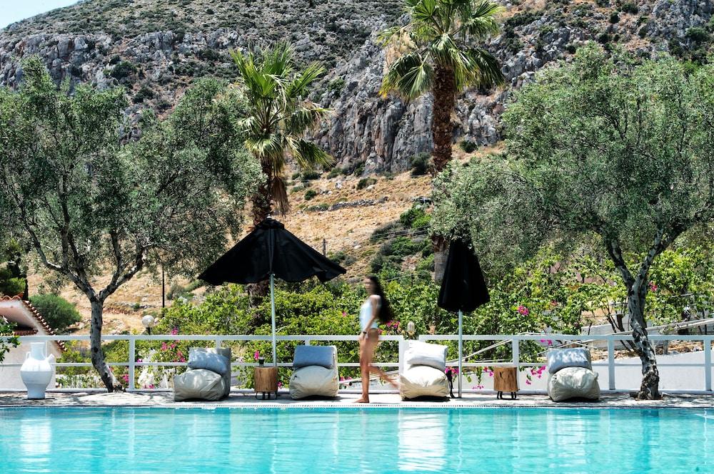 Akra Morea Hotel & Residences Monemvasia Extérieur photo